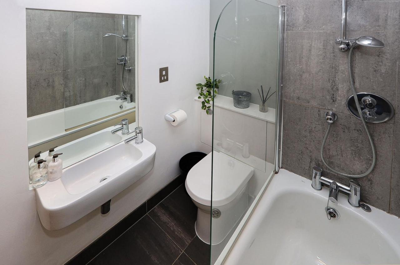 Appartement Bright And Modern 2 Bed Flat