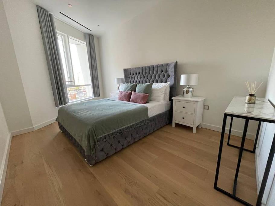 Leilighet Luxury 3 Bed 3 Bath In Central *