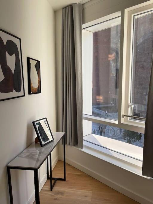 Luxury 3 Bed 3 Bath In Central London