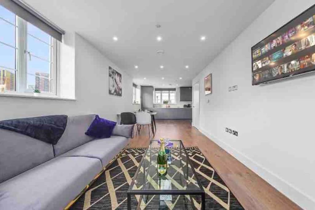 Cozy Flat Near Eye/ Victoria / Vauxhall Leilighet