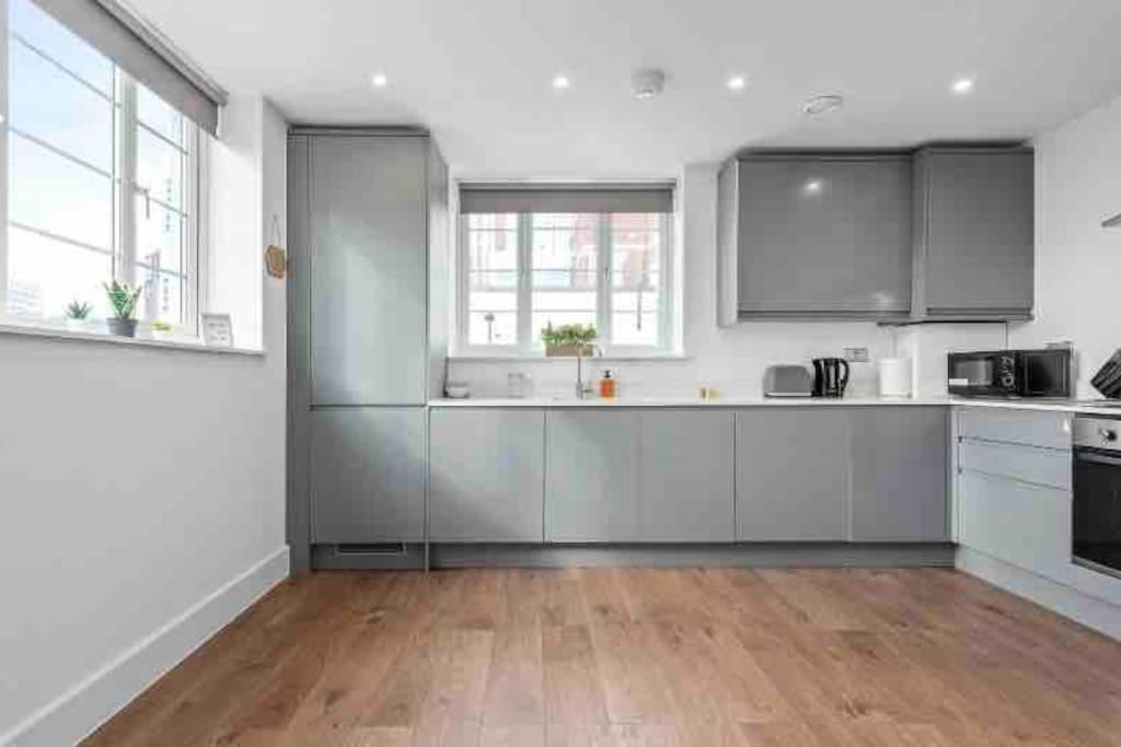 Leilighet Cozy Flat Near Eye/ Victoria / Vauxhall *