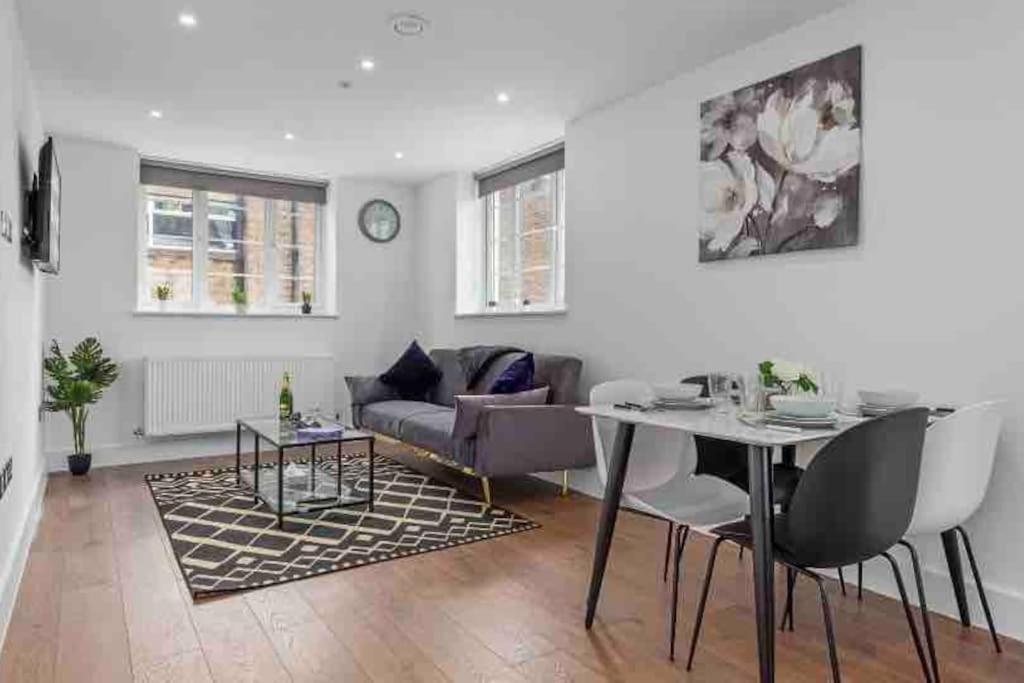 Cozy Flat Near Eye/ Victoria / Vauxhall Leilighet