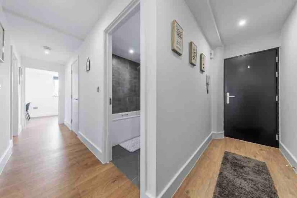 Cozy Flat Near Eye/ Victoria / Vauxhall *