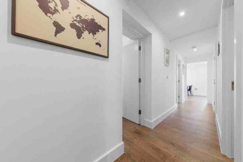 Cozy Flat Near Eye/ Victoria / Vauxhall * London