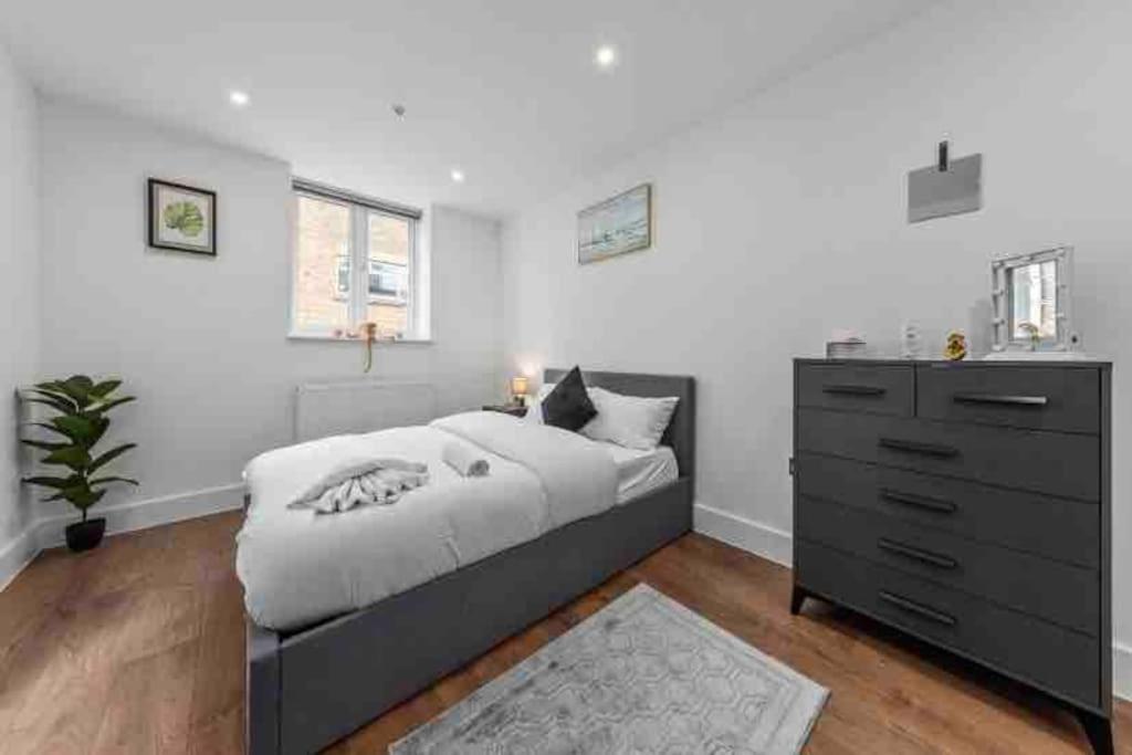 Cozy Flat Near Eye/ Victoria / Vauxhall Leilighet *