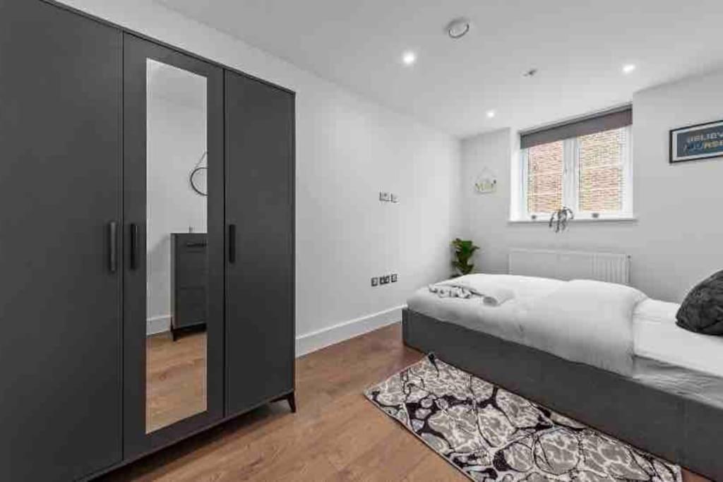 Cozy Flat Near Eye/ Victoria / Vauxhall