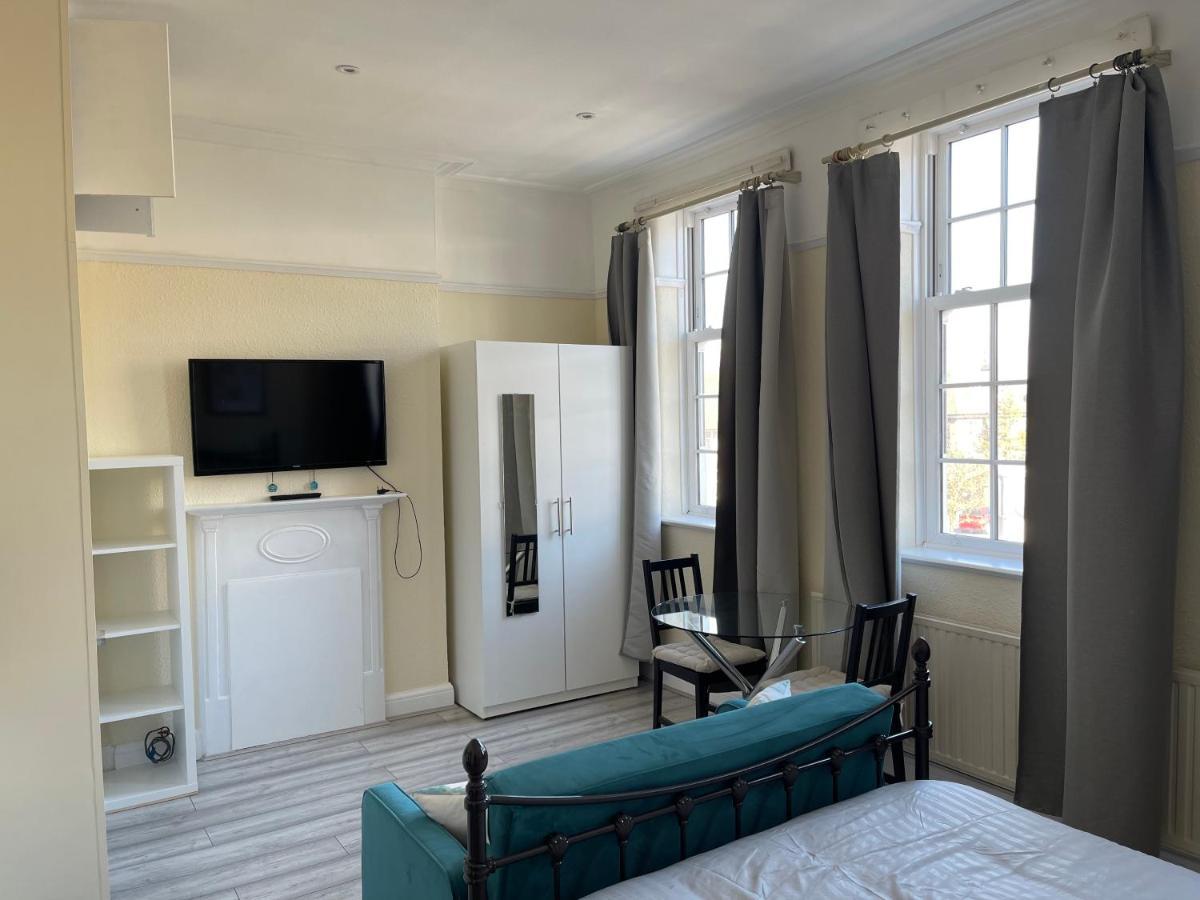 Apartment Cosy With Full Facilities. London