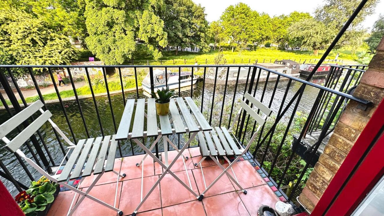 Amazing Location - Of London- 2 Bedroom Stunning Canal View House With Private Garden,parking & Balcony * London