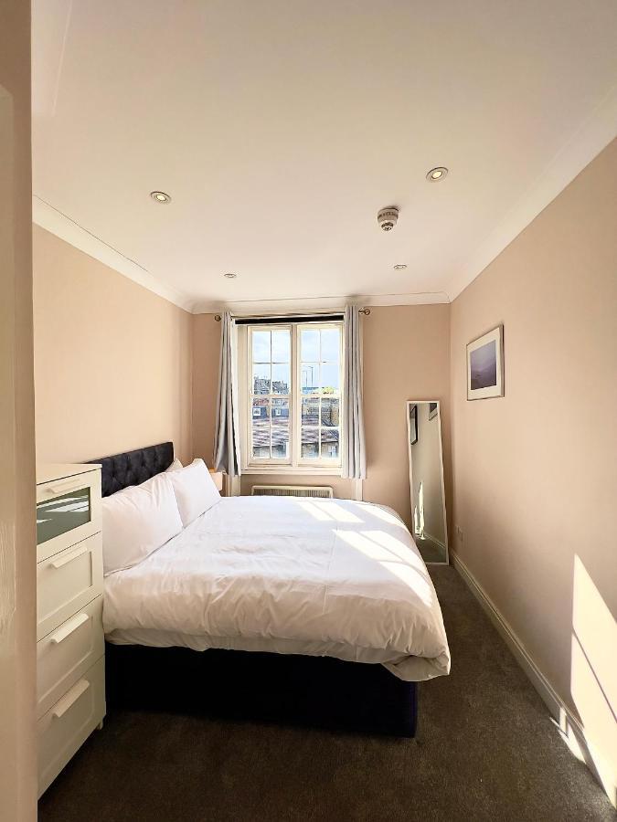 2 Bedroom In Westminster Apartment London