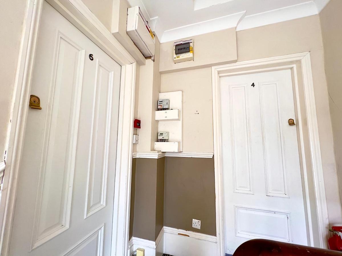 2 Bedroom In Westminster London