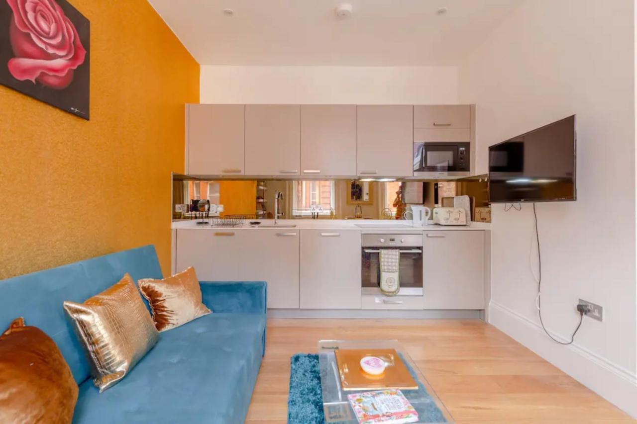 Central & Cosy 1bd Flat - Soho *