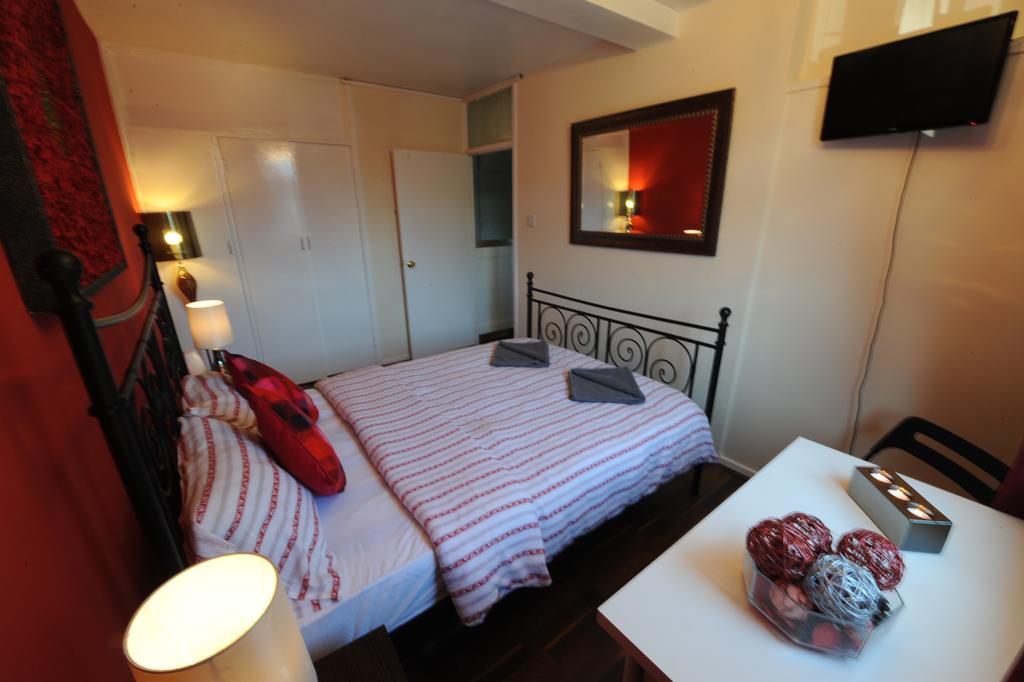 Bloomfield Bed & Breakfast London