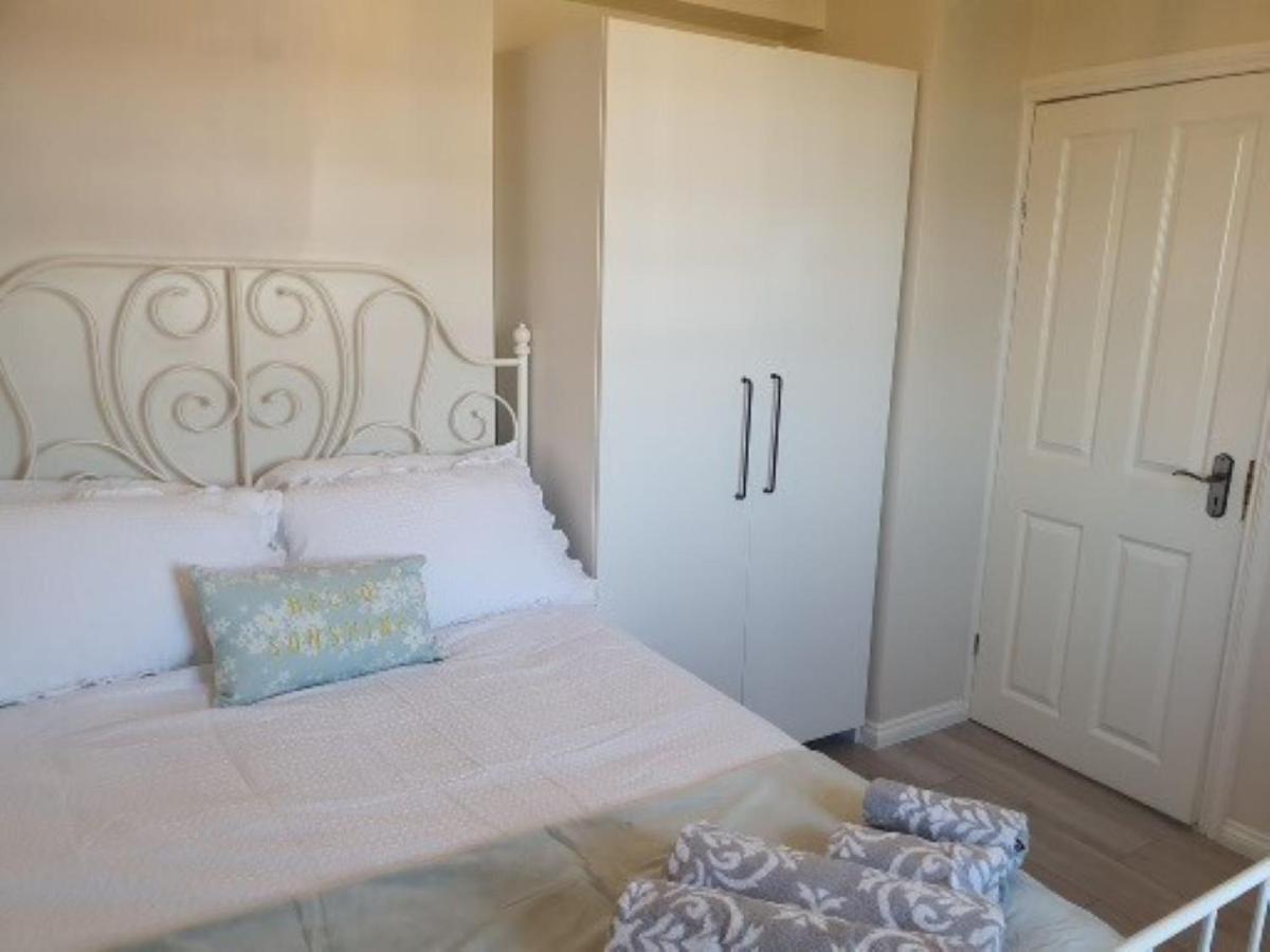 Stylish & Cozy 2-bedroom Flat In Hoxton & Shoreditch London