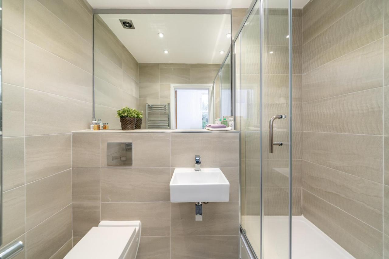 Stunning 2 Bed 2 Bath Luxury Apartment! Leilighet