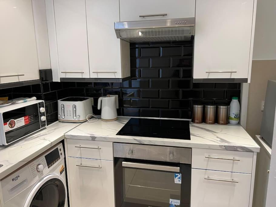 Lovely Apartment- Long Stayer Welcome Apartment