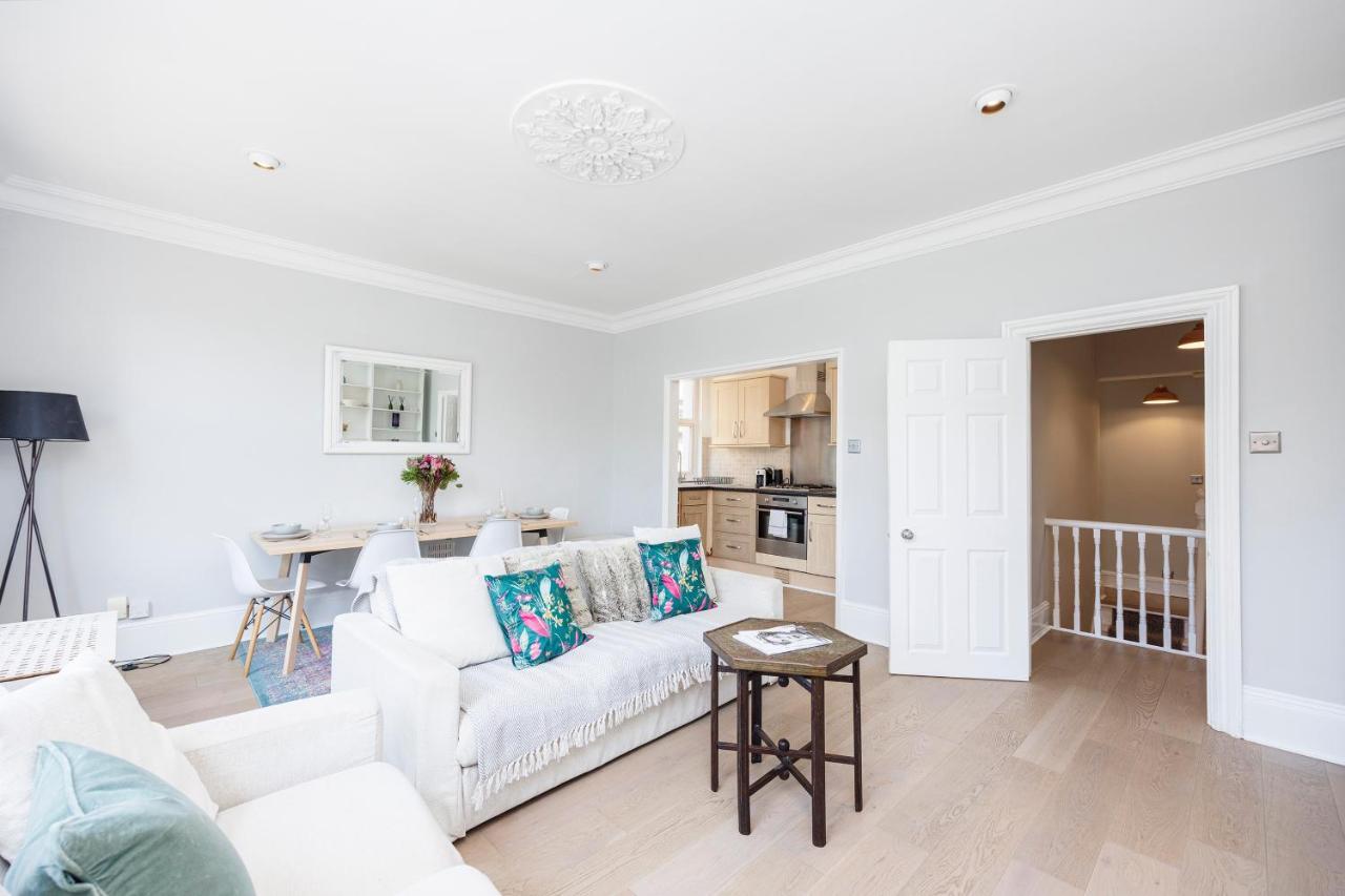 Apartment Welcomestay Colliers Wood Two Bed - Away From