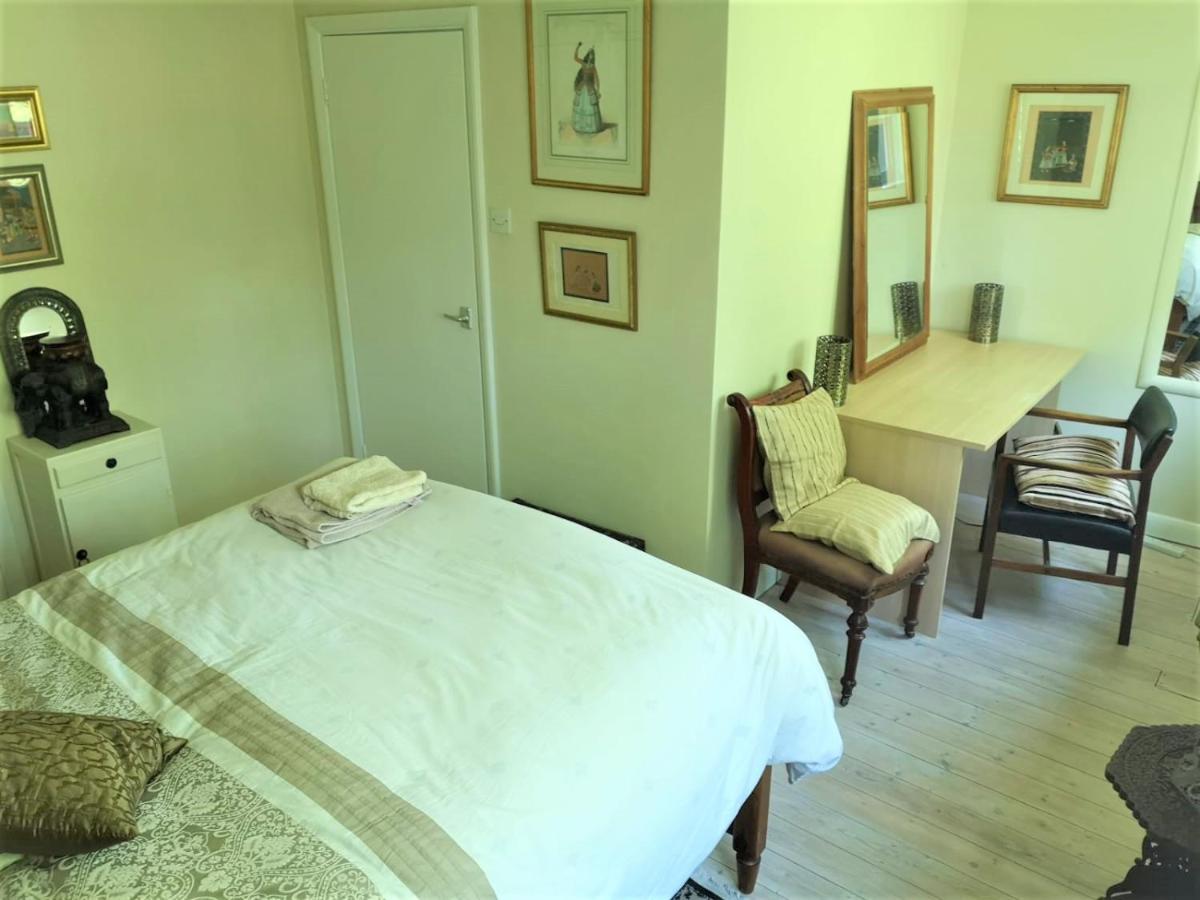 Oriental, 2 Double Bedroom Flat, Royal Greenwich, Se * London