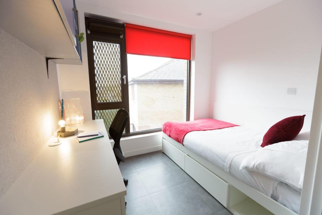 Cosy And Ensuite Bedrooms At New Cross In Leilighet London