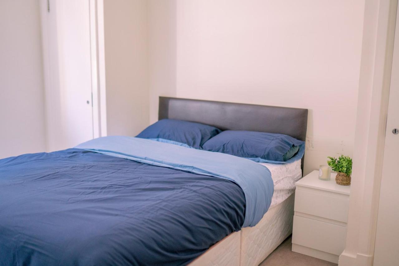 Apartment Flat In *