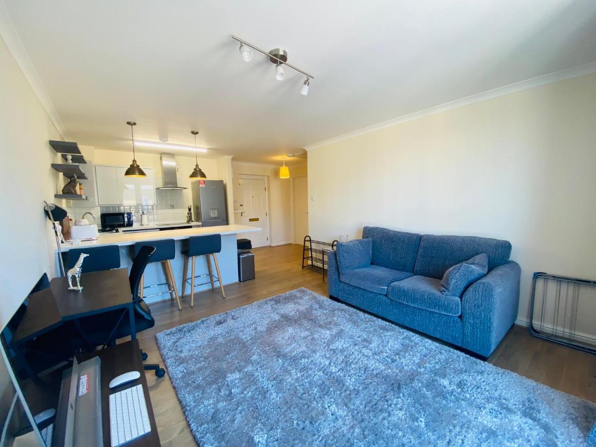 Best Deal - 1bed In Canary Wharf With Parking Londres