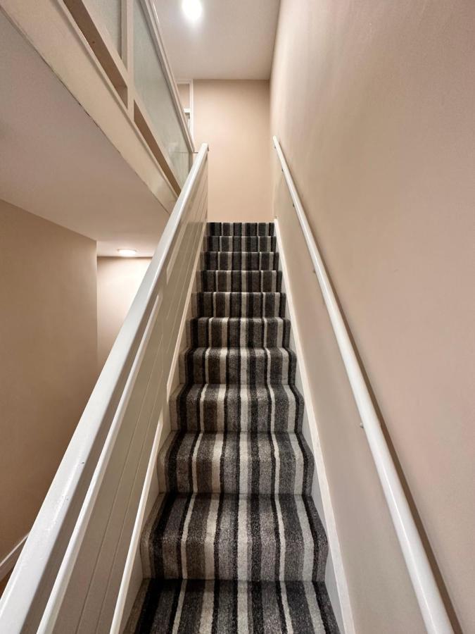 Guest house Canary Wharf Single Double And En-suite