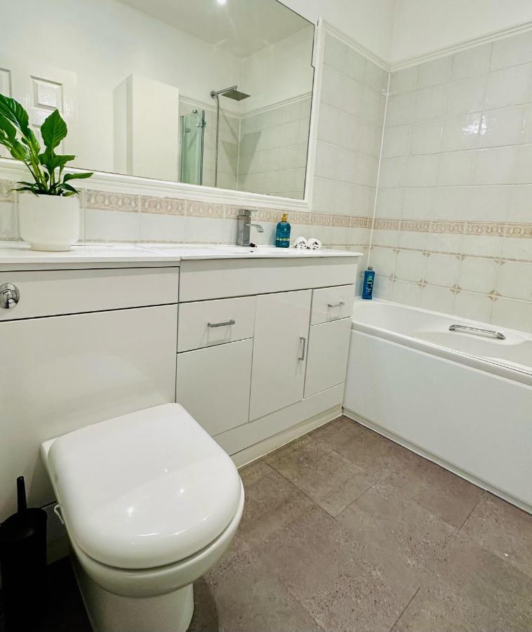Riverside Flat In Southwark * Londen