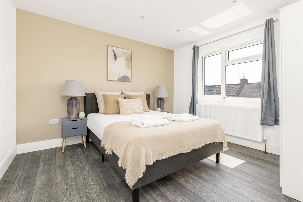The Wembley Collection Leilighet London