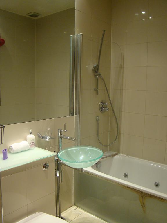 Kensington Rooms And Apartments