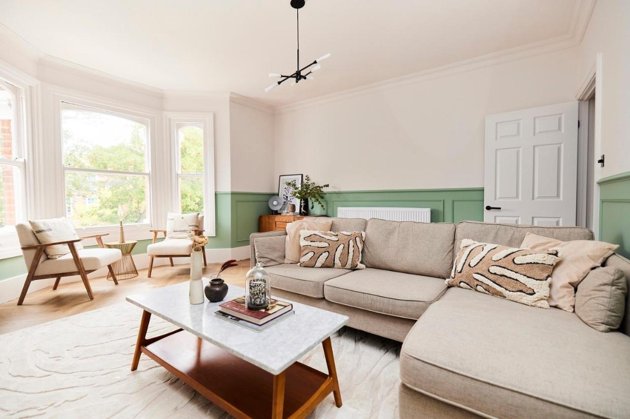 Appartement The Elmfield Road Wonder - Dazzling 2bdr Flat Londen