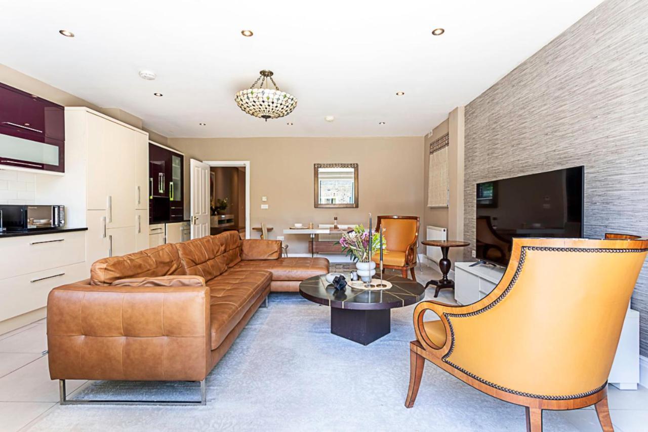 Stunning Flat In The Heart Of Parsons