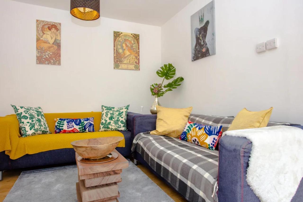 Stylish 4bd House With Private Garden - Stratford Feriehus *