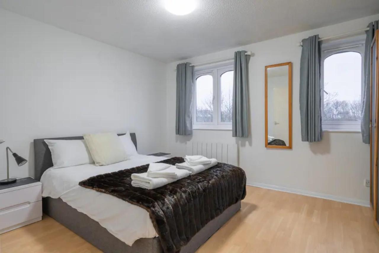 1bd Flat - Prime Location Surrey Quays * London