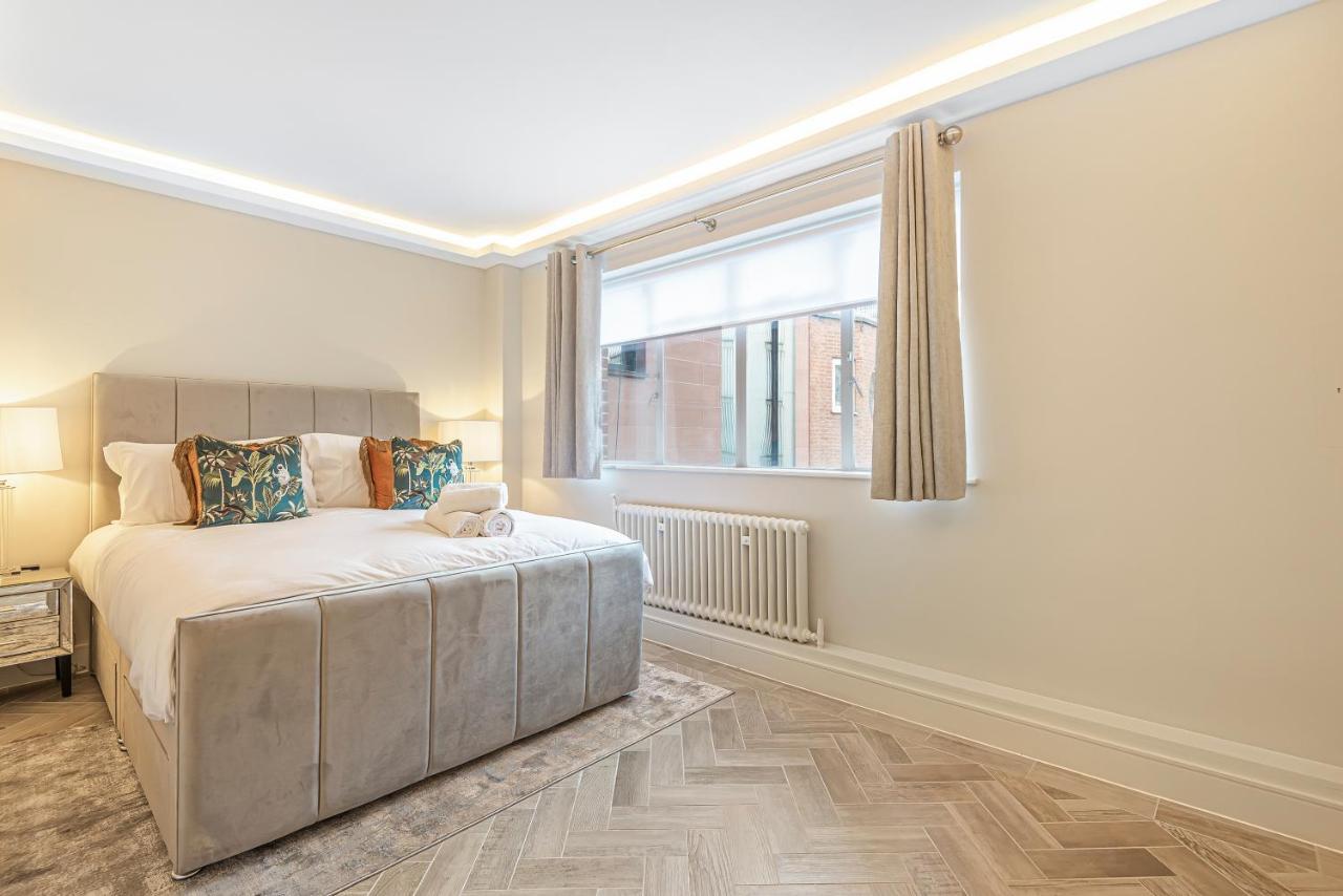 Luxury 2 Bed Apartment In Knightsbridge London Opposite Harrods Leilighet