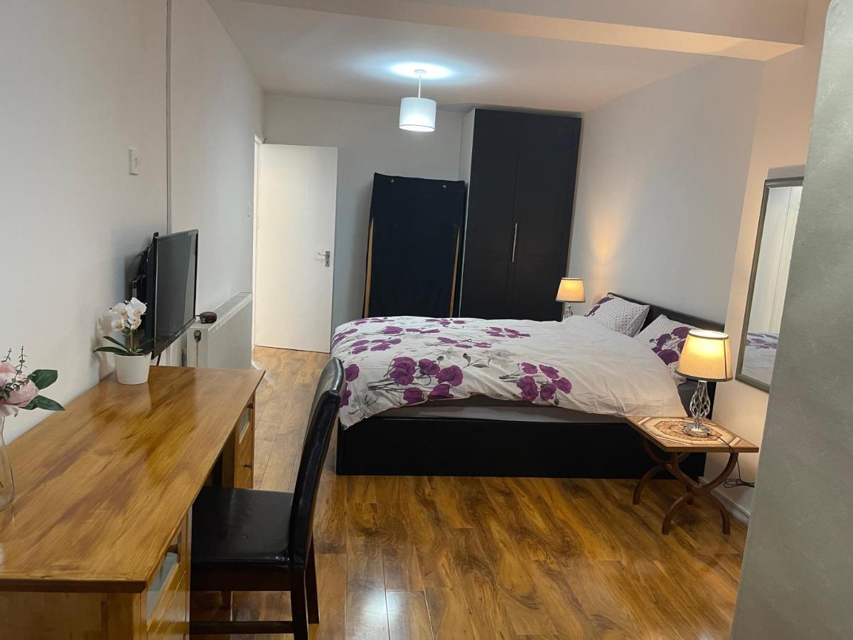 Guest house Heathrow Limited *