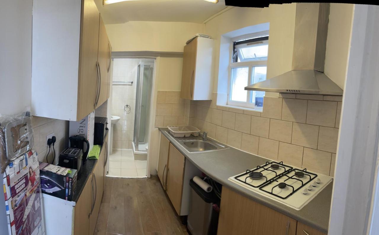 Guest house Heathrow Limited