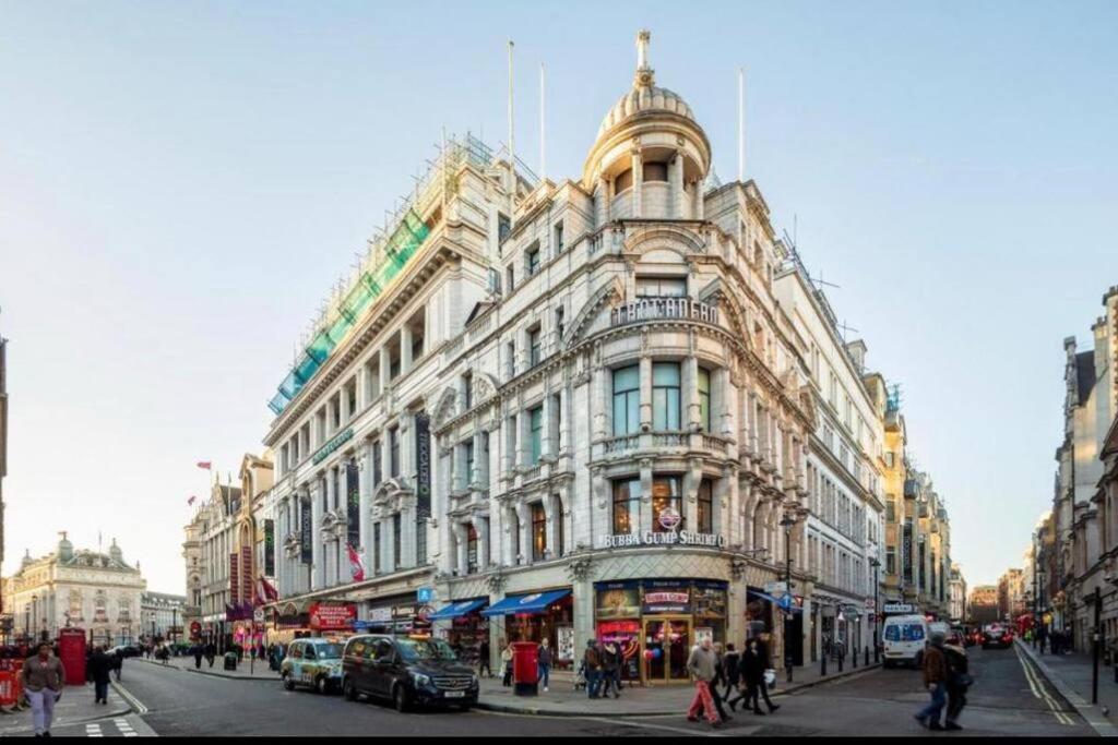 Stylish Sleep6 Flat At Iconic Piccadilly Circusvr6 Apartment London
