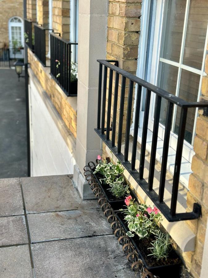Riverside Flat In Southwark * Londen