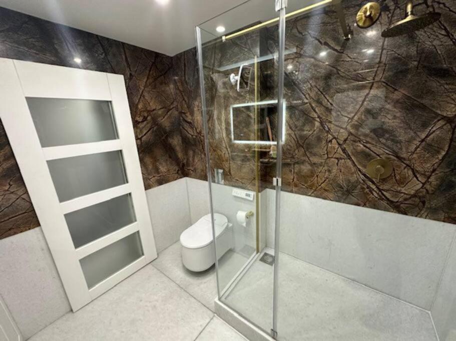Apartamento Unique Luxury In The Heart Of London. Air Conditioned With Private Garden