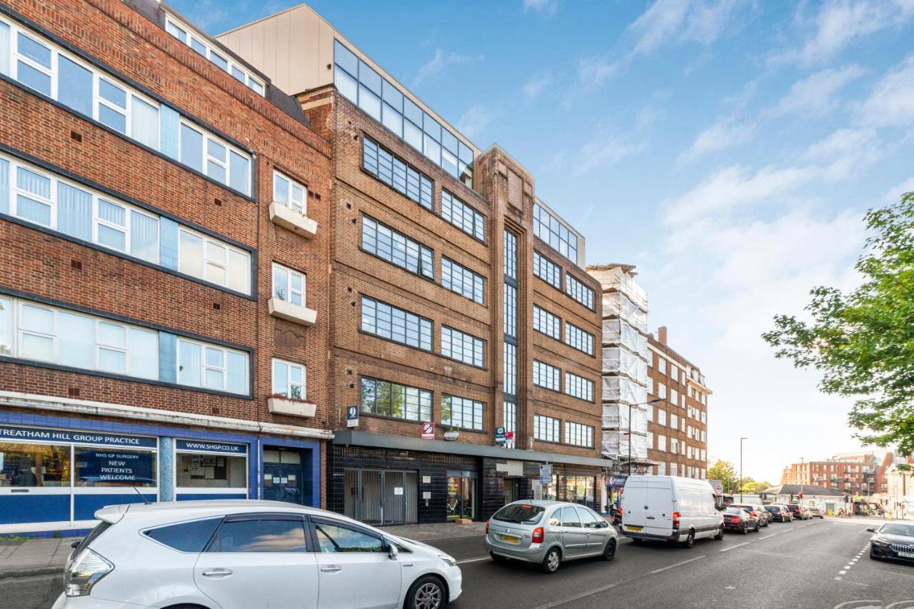 The Streatham Penthouse Leilighet London