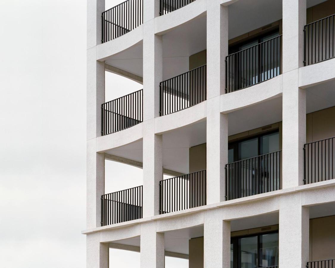 Apartment Spacious Modern 1 Bed Apartment.