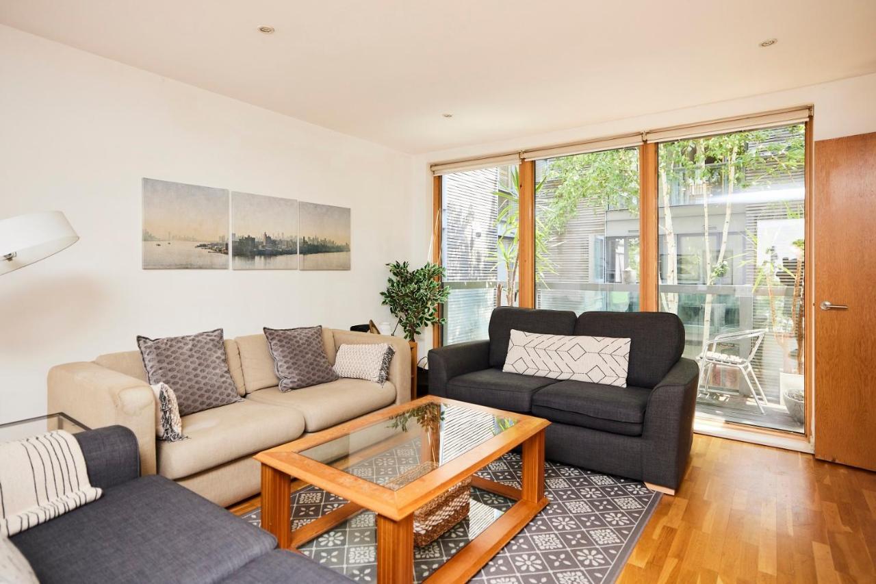 The Jasper Walk Escape - Charming 2bdr Flat With Balcony * London