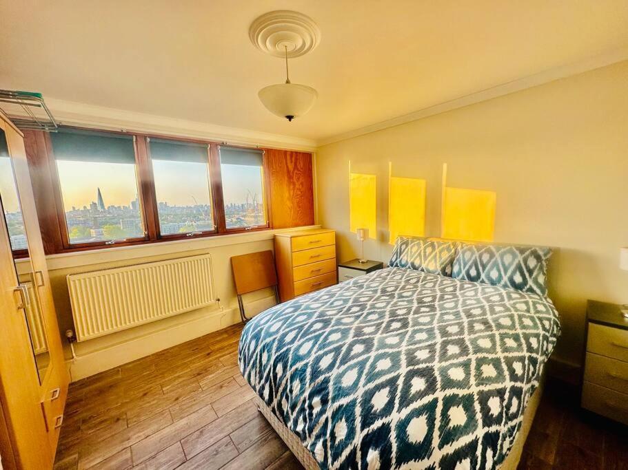 3 Bed Sky Se15 Peckham London