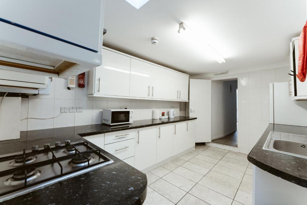 Plaistow Cosy Double - 8 London