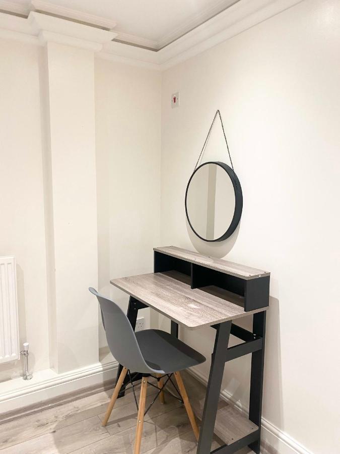 Сasa de vacaciones Stylish 3-bedroom Flat In Prime Location *