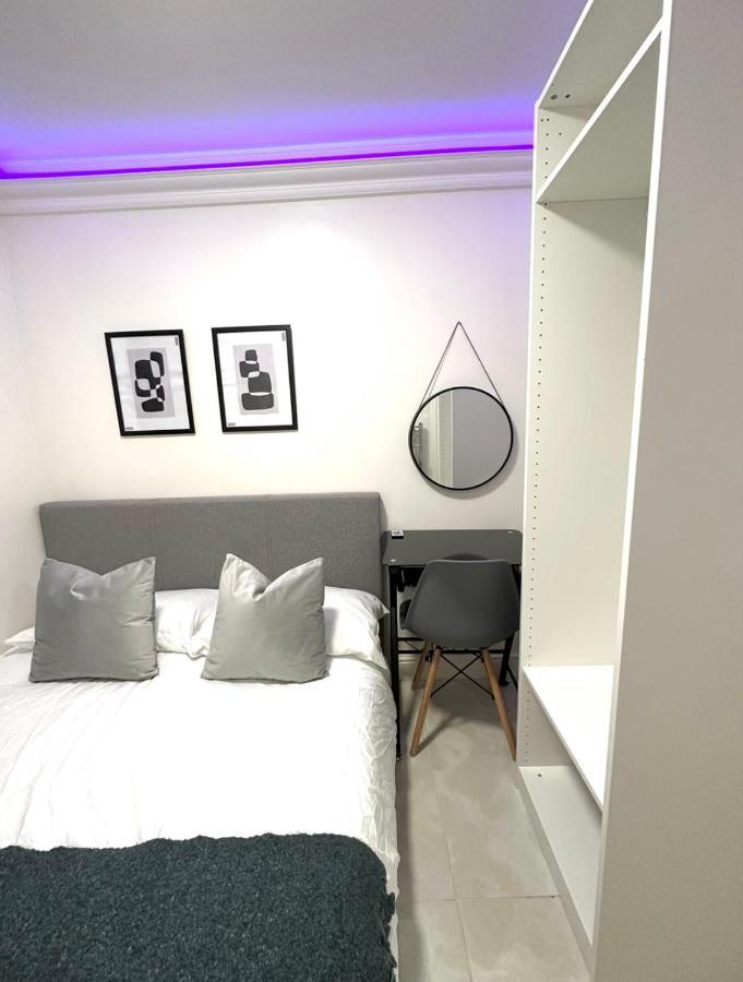 Сasa de vacaciones Stylish 3-bedroom Flat In Prime Location *
