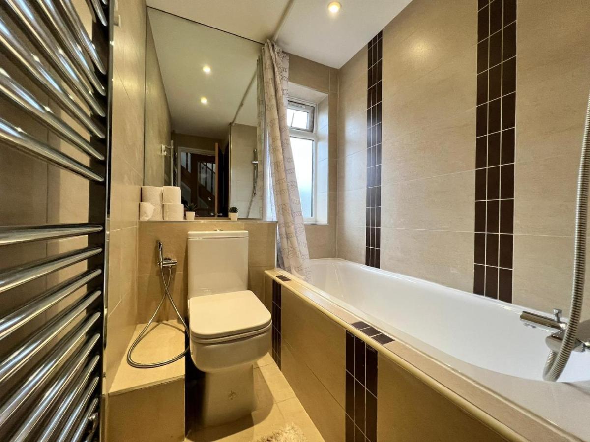 Luxury With Private Bathrooms Londen