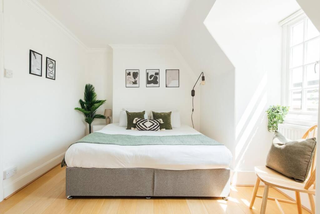 Charming 2 Bedroom Flat In The Heart Of Kings Cross, Londen