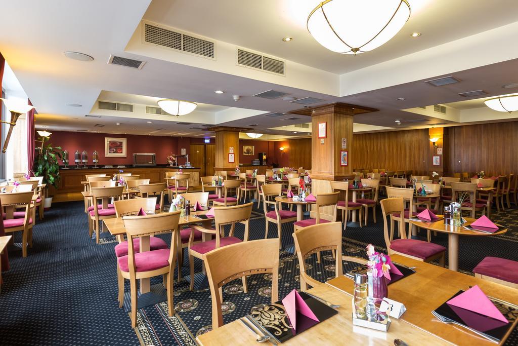 - Wembley International Hotel London