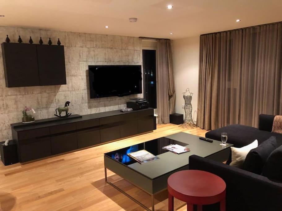 Apartment Newly Furbished Chelsea Flat Next To Thames