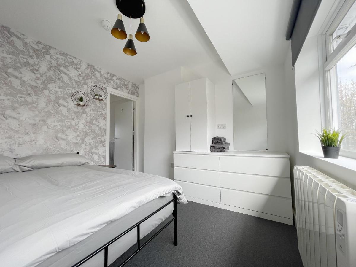 Cosy Bright Close To Wembley Stadium Leilighet London